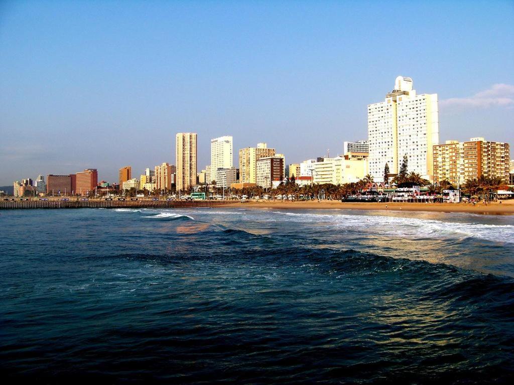 Bayside Hotel & Self Catering 110 West Street Durban Exterior foto